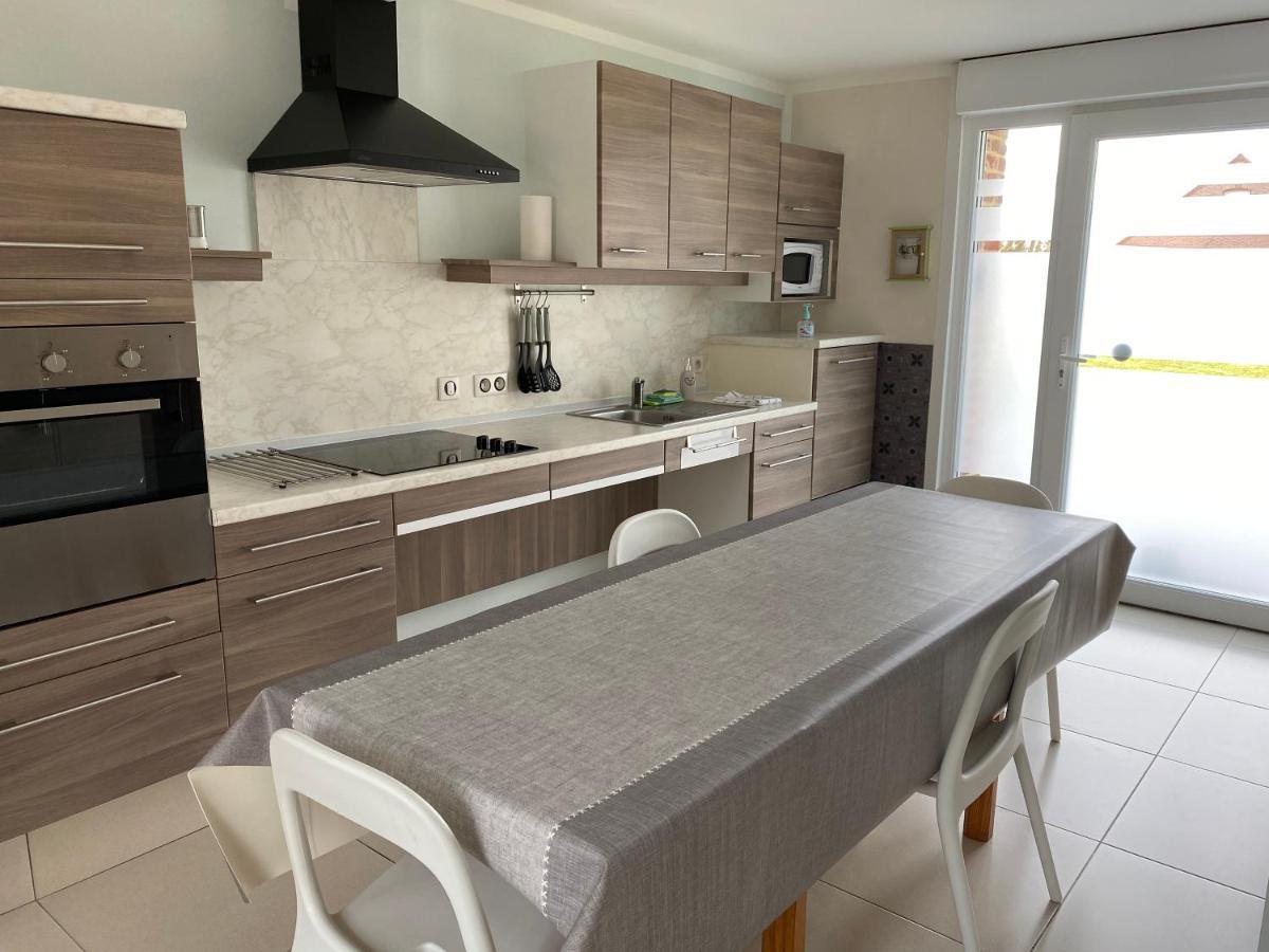 Le Domaine Des Saules Villa Richebourg  Kültér fotó